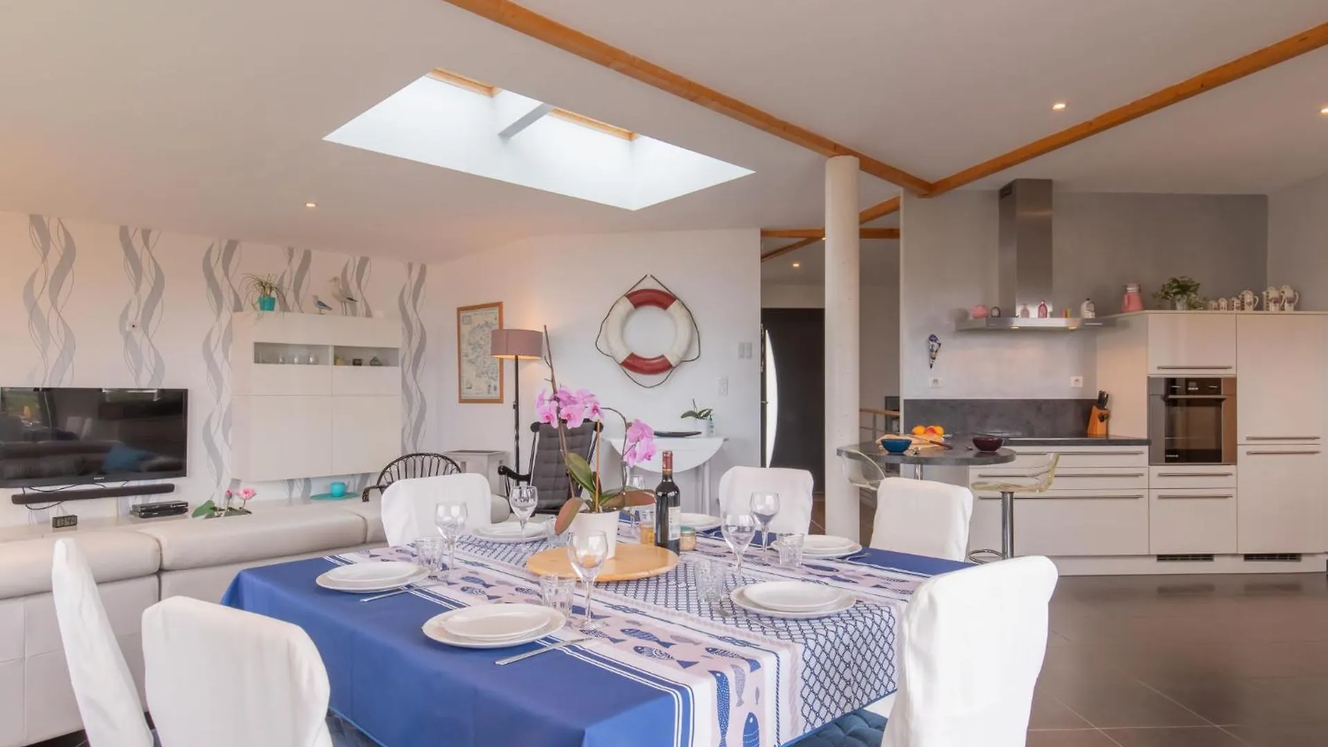Holiday Home Maison De Plain Pied - Vue Mer By Interhome Kergador 0*,  Франция
