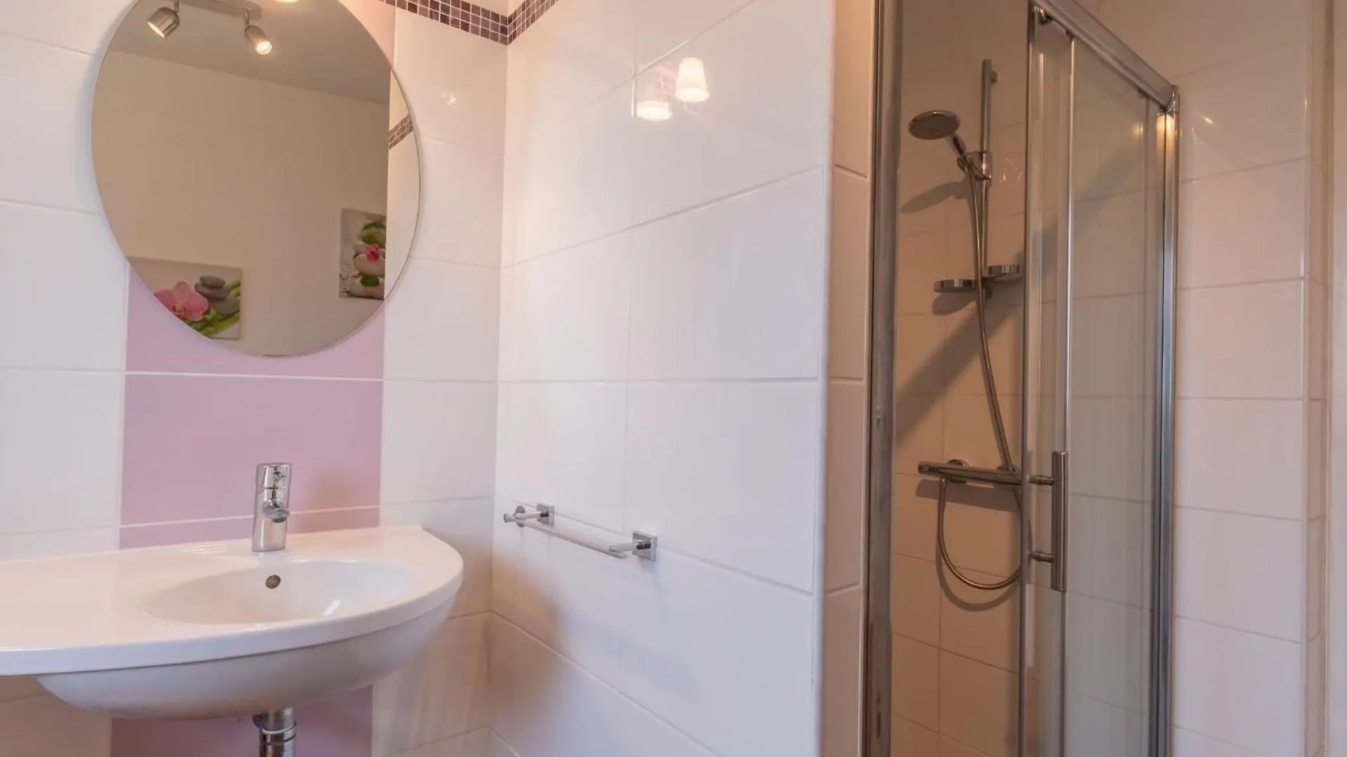 Holiday Home Maison De Plain Pied - Vue Mer By Interhome Kergador